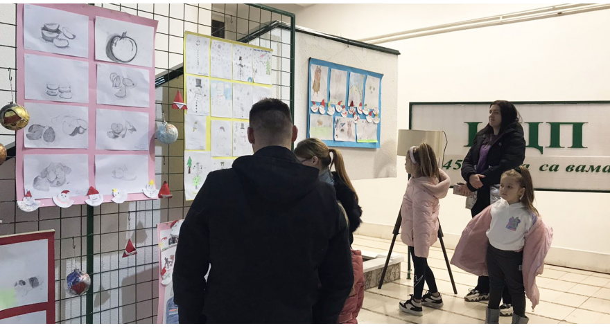 Празнична изложба полазника Ликовне секције