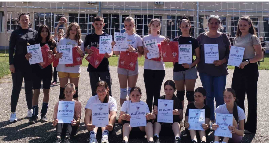 Хуманост за крај школске године