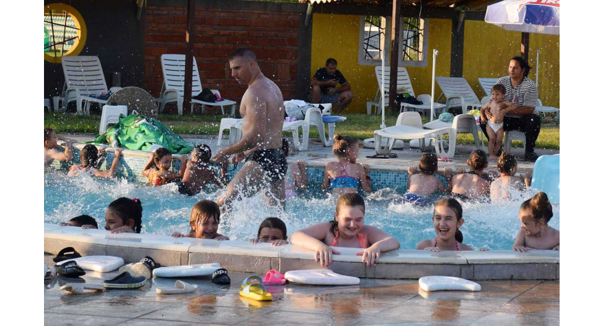 Бесплатна школа пливања од 2. јула