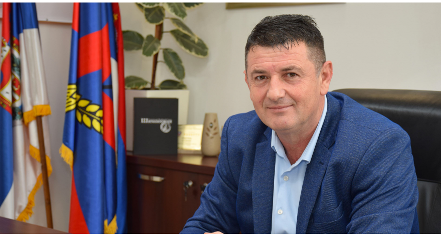 Новогодишња честитка председника општине Пећинци Синише Ђокића