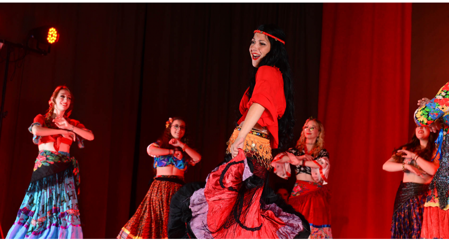 „Девојка из черге“ очарала пећиначку публику