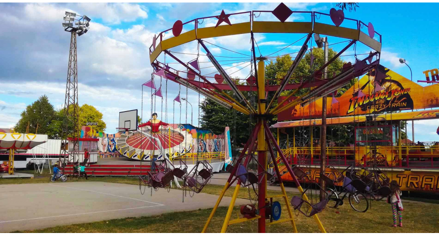 Богат програм за пећиначку славу