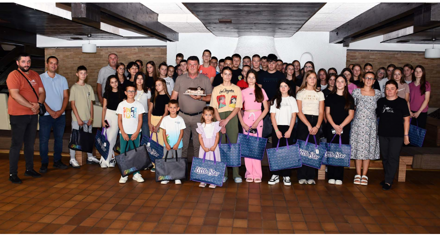 Бесплатан одмор за 50 ученика са Косова и Метохије